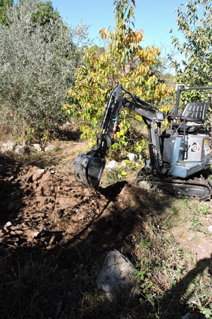 Moving a spoil heap with ease