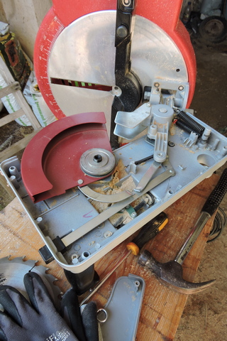 The broken saw shield