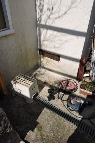 First wall rail in place