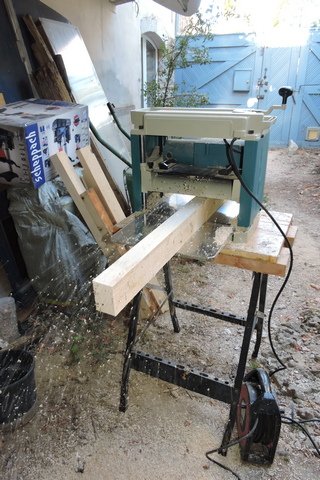 Making planed, straight edge timber