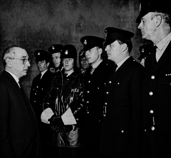 West Midlands Mobile Column officers meet the Mayor of Merthyr Tydfil - October 1966